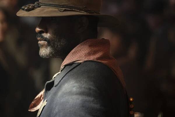 '1883': Thomas (Lamonica Garrett) wears his Buffalo Soldier coat