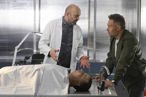 Komisarz Alex - Złom (S19E12) (2022)