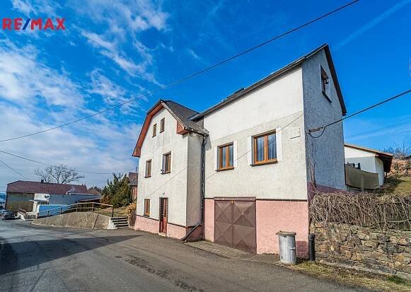 RD 4+2 (192 m2) s terasou, garáží a pozemkem 244 m2 - Skořice (Rokycany) | Reality.iDNES.cz 