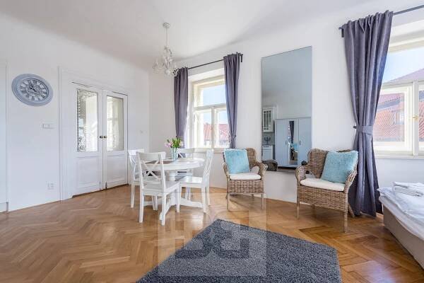 Pronájem bytu 1+kk, 47 m2 - Praha - Malá Strana | Reality.iDNES.cz 