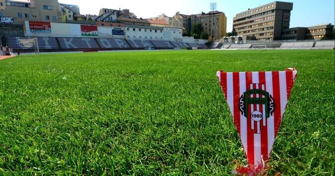 Stadion Viktorie Žižkov se zatím prodávat nebude, Praha 3 to neschválila. Chybí jí některé záruky