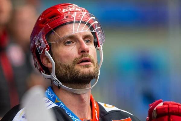 Mountfield HK, a.s. | Fotogalerie | Hráč | Jan Eberle