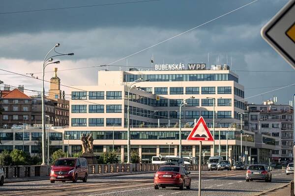 Soubor:Praha Holešovice budova EP 11.jpg – Wikipedie