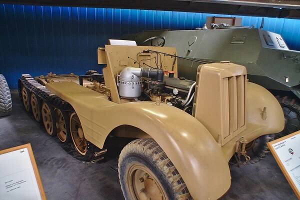 Sd.Kfz. 11 Fahrgestell in der Wehrtechnischen Studiensammlung Koblenz