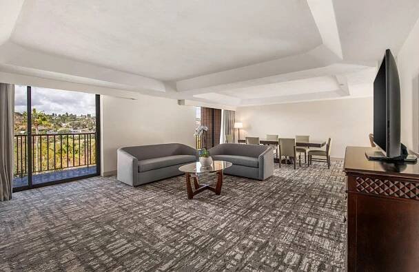 Crowne Plaza Hotel Mission Valley By Ihg San Diego Exterior photo