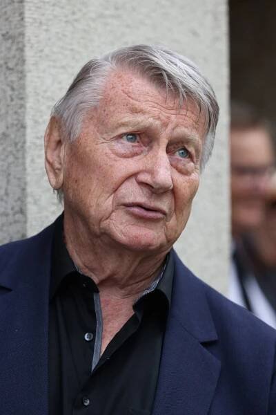 Pepa Dvořák se loučil s hercem Gultem (†77): Sbohem, kamaráde! Kdo ještě přišel na pohřeb?