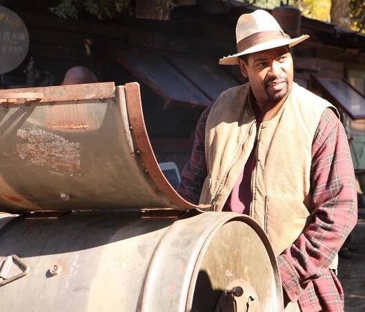 Strážce pořádku - The Devil You Know - Z filmu - Mykelti Williamson