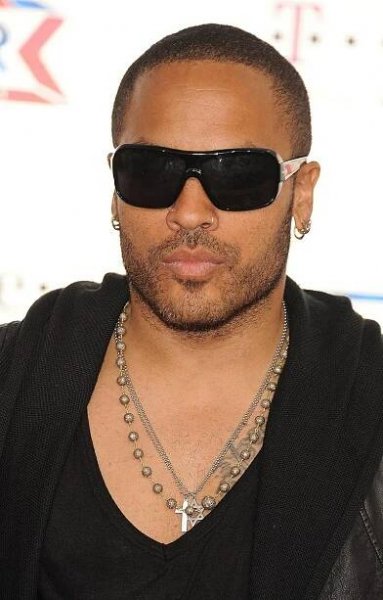 Zpěvák Lenny Kravitz: Mobil v kapse nenosím, poškozuje to mé spermie