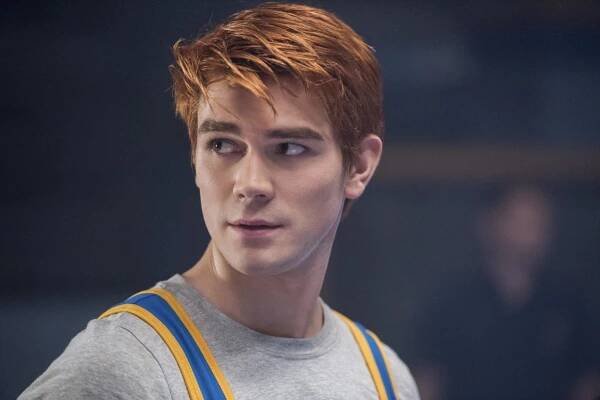 Riverdale: Nový trailer odhaluje vzrůstající rivalitu hlavních postav