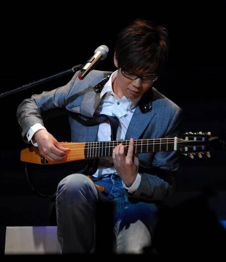 Victor Wong (singer)