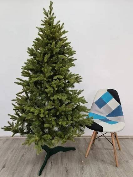 Vánoční stromek Smrk PE 180cm Royal - Bestent.cz