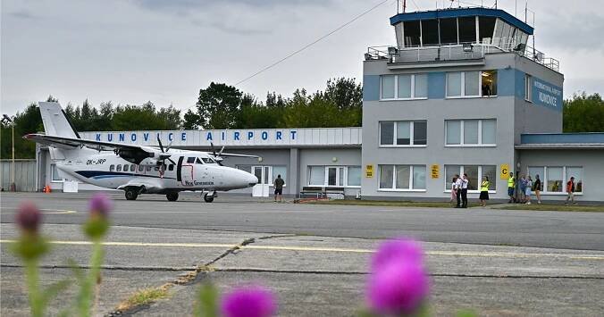 Bezpečné létání v CTR Kunovice a pravidla provozu na letišti LKKU