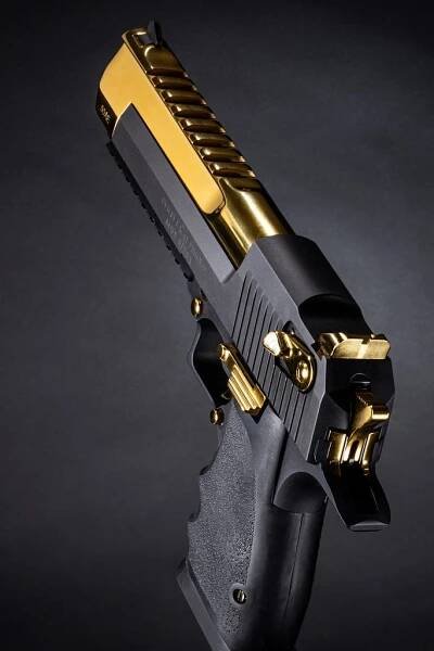 Magnum Research Desert Eagle XIX 6" Black and Gold .50 AE - Magnum Research - Pistole samonabíjecí - Zbraně na ZP, Zbraně