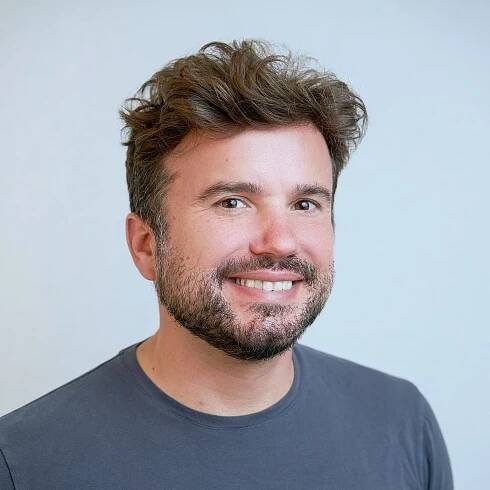 Ren Riley - Frontlines.io | Where B2B Founders Talk GTM.