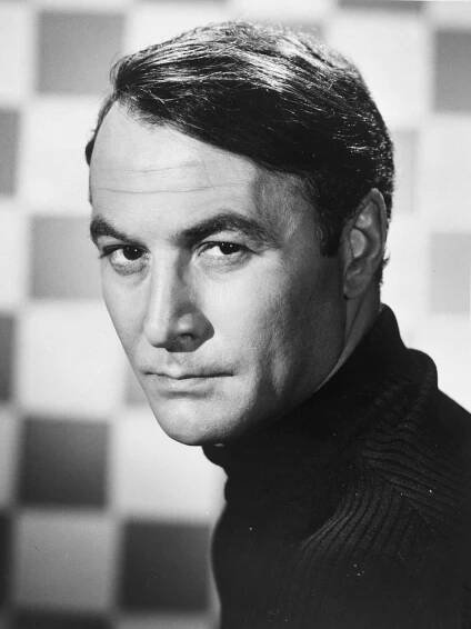 Soubor:Robert Loggia 1966.jpg – Wikipedie