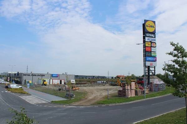 Potvrzeno: U Kolína začala stavba McDonald’s. Otevře na konci letošního roku