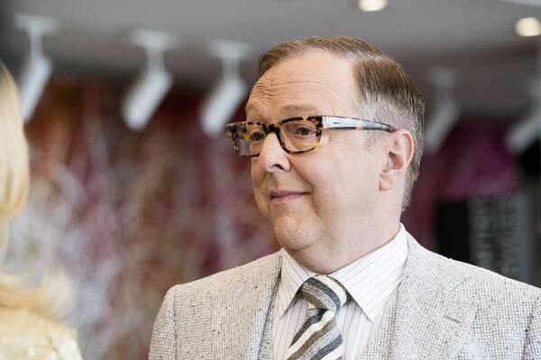 Search Party - Hysteria - Z filmu - Edward Hibbert