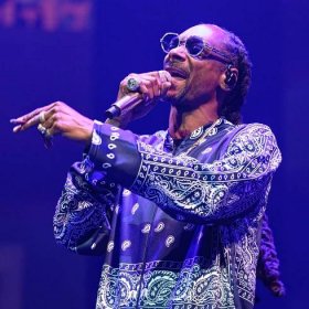 Notorious Stoner Snoop Dogg Announces He’s ‘Giving up Smoke’ in Cryptic Social Media Post