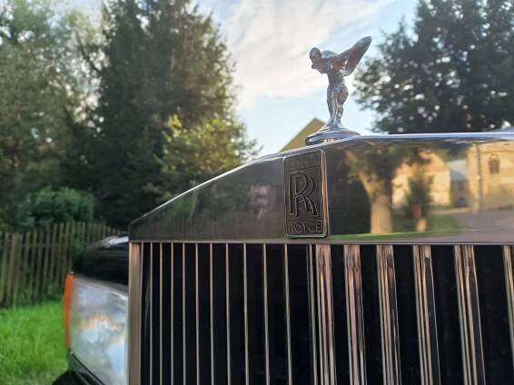 Jako Turek v Bruselu. Co byste měli vědět, než koupíte svůj první Rolls-Royce