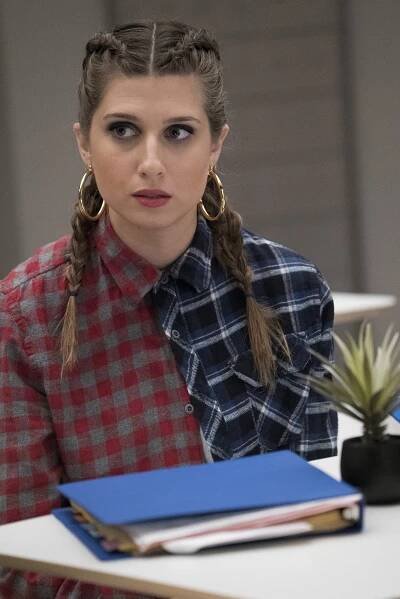 Grown-ish - Tam a zpět - Z filmu - Emily Arlook