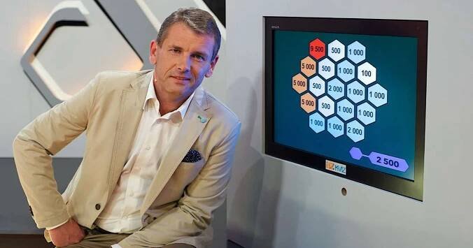 „Bezostyšně lžu tatínkovi,“ přiznává moderátor Aleš Zbořil, který pečuje o nemocného otce. Je to tak možná dobře