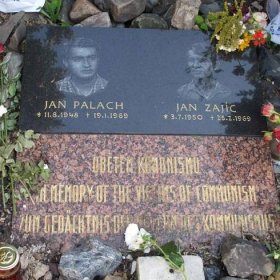 Palachův čin následovali další lidé protestující proti režimu. Nejznámějším se stal Jan Zajíc.