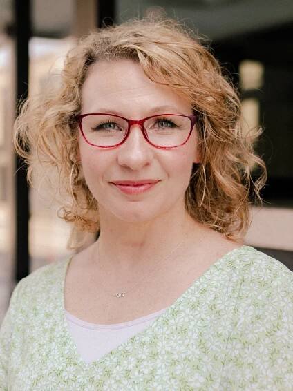 beth-employee-headshot-director