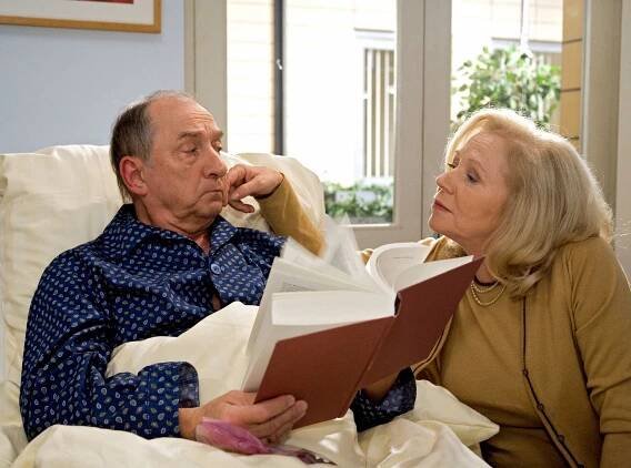 In aller Freundschaft - So fern und doch so nah - Z filmu - Heinz Rennhack, Angelika Bender