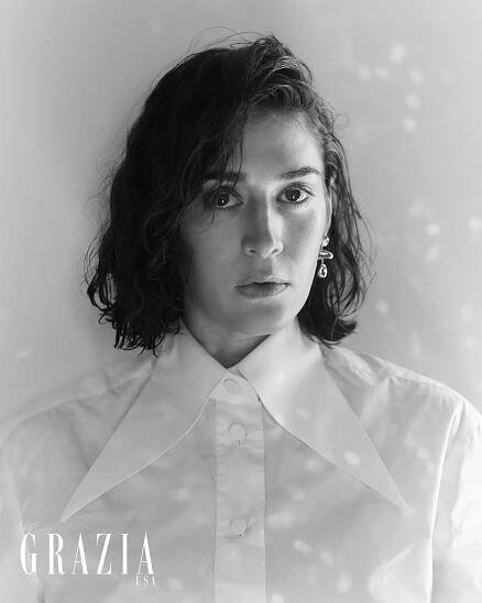Lizzy Caplan Opens Up About 'Unrivaled Pure Joy' of Being a Mom to Son Alfie: 'Smiling So Much'