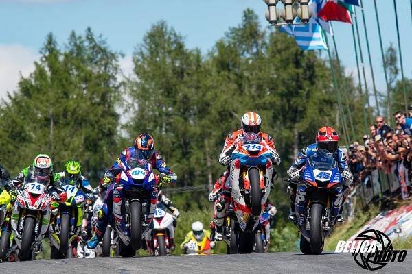 27. ročník české Tourist Trophy a závody IRRC v Hořicích | Autoklub České republiky