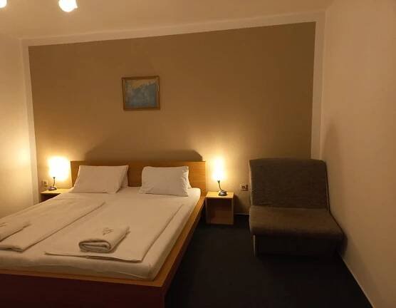 Restaurace a hotel Bílá paní s.r.o. pokoj č.9