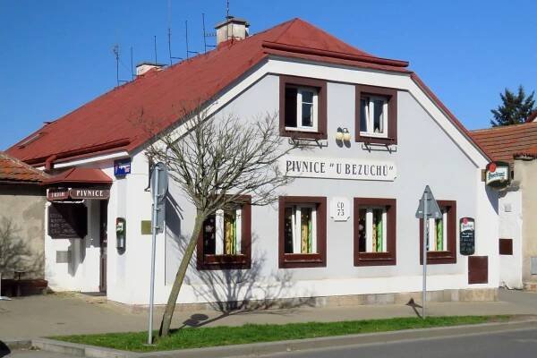 Restaurace U Bezuchů foto 1