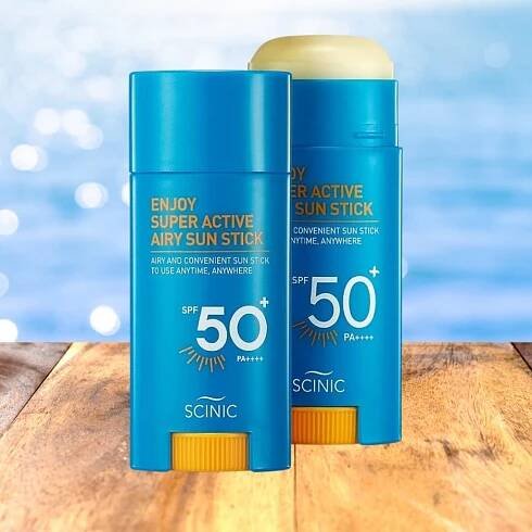 SCINIC - Enjoy Super Active Airy Sun Stick SPF50+ PA++++ - Lehký SPF na obličej v praktické tyčince - 15 g