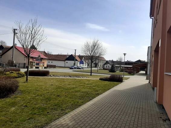 Jak se žije ve Vlachovicích - Vrběticích? Pojďte na návštěvu