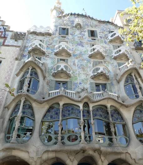 Barcelona (4 to 6 October 2018) – Moon River and We