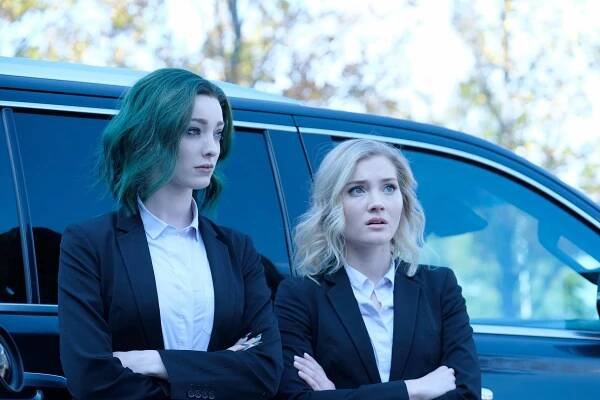 X-Men: Nová generace - Extrakce - Z filmu - Emma Dumont, Skyler Samuels