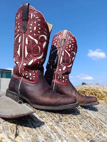 Westernové boty Ariat 37