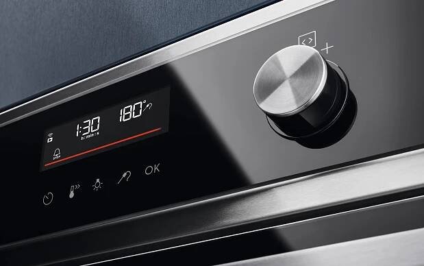 ELECTROLUX 600 SteamBake EOD6P77WX