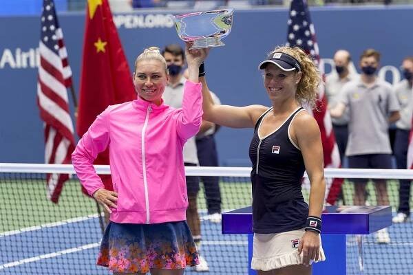 Nový deblový pár Zvonarevová, Siegemundová dobyl US Open, zaskočil řadu favoritek