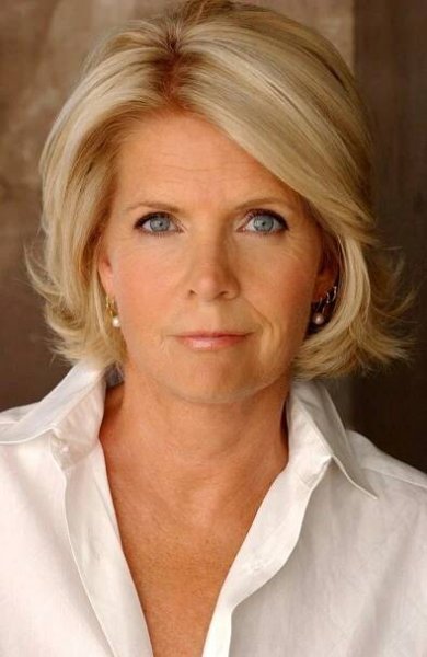 Meredith Baxter. Google Image Result for Meredith Baxter.  http://gossip.whyfame.com/files/2009… | Hairstyles for thin hair, Thick hair styles, Short bob hairstyles
