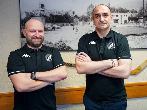 HC Vsetín online - oficiální­ internetové stránky VHK Vsetí­n | Valašský hokejový klub posiluje management, sportovním ředitelem