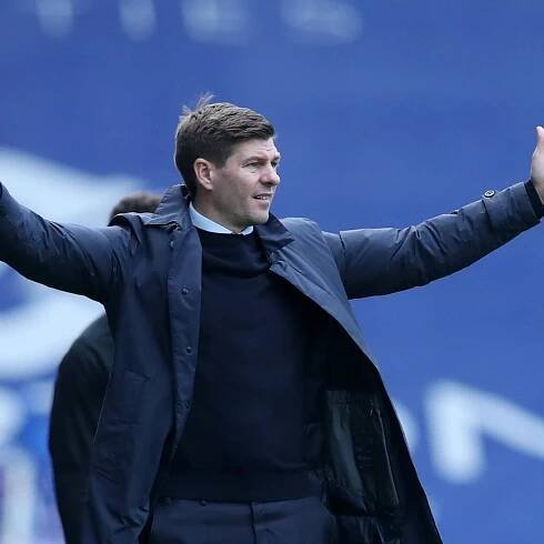 ‘Easy’ choice for Steven Gerrard to drop Rangers striker Alfredo Morelos after transfer speculation
