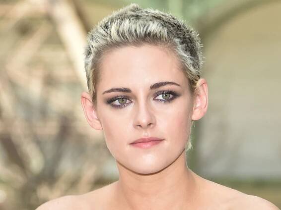 Kristen Stewart and Stella Maxwell Crashed a Wedding, and It's Adorable