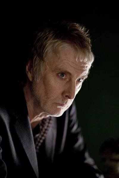 Dům podezřelých - Z filmu - David Threlfall