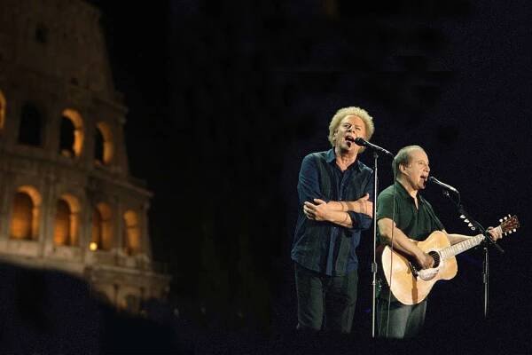Simon & Garfunkel performing in Rome, July 31, 2004