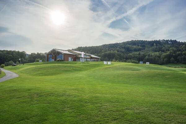 Svatba na golfu » Ypsilon Golf Resort Liberec