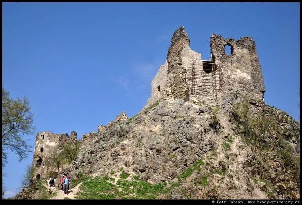 Hrad Šášov / hrady-zriceniny.cz