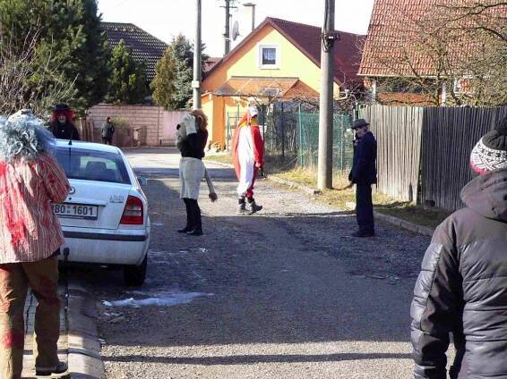 Rok 2016 - 02/2016 MASOPUSTNÍ PRŮVOD - Oficiální stránky obce Okrouhlá
