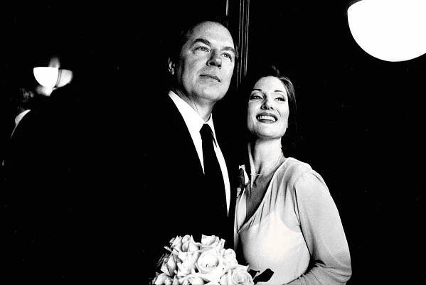 Annette O'Toole and Michael McKean on thier wedding day in a photo taken by Jamie Lee Curtis.