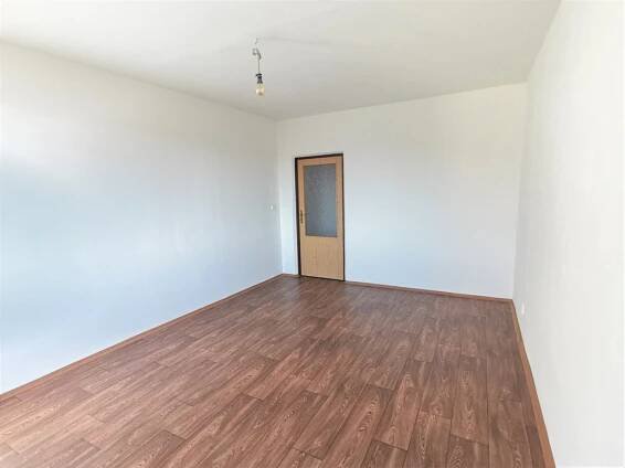 Pronájem zrekonstruovaného 2+1, 61m² - Roudnice nad Labem | bonus-reality.cz